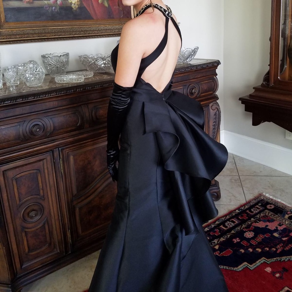 ball/ prom dress
